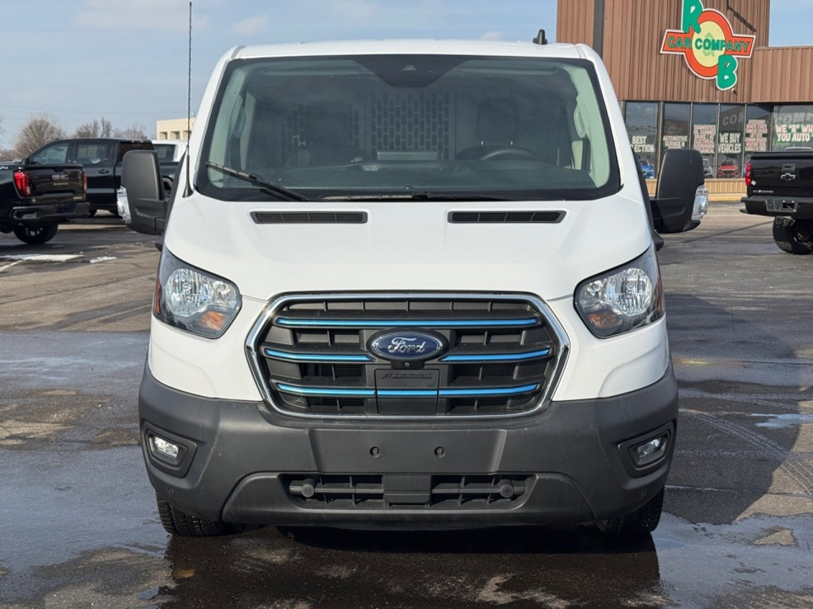 Used 2023 Ford E-Transit Low Roof image 3