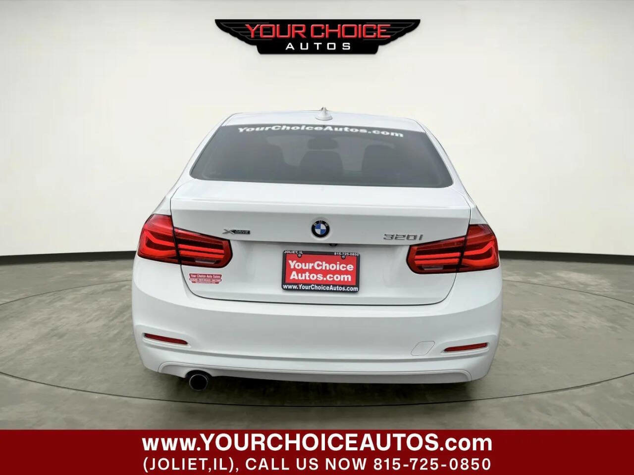 Used 2018 BMW 320i xDrive Sedan AWD/4WD image 4