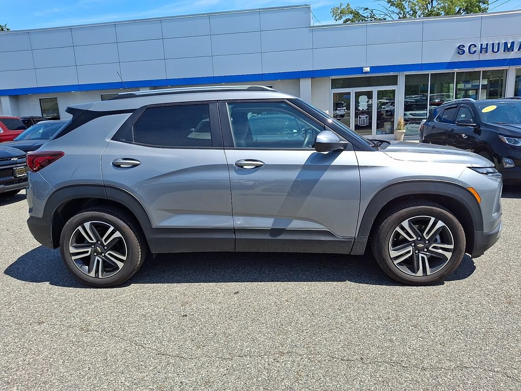 Used 2026 Chevrolet TrailBlazer LT w/ Convenience Package FWD image 9