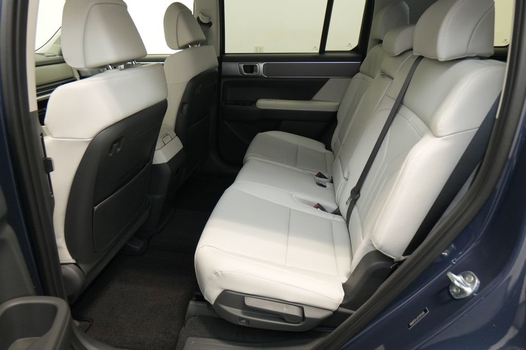 New 2026 Hyundai Santa Fe SEL image 18