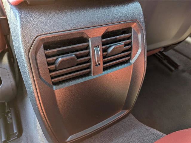 Used 2026 BMW M440i Convertible w/ Premium Package image 16