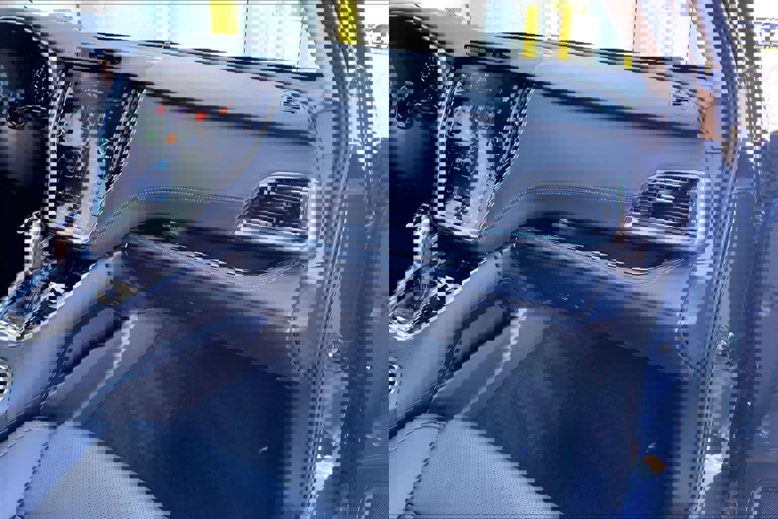 Used 2024 Subaru Outback Limited XT image 17