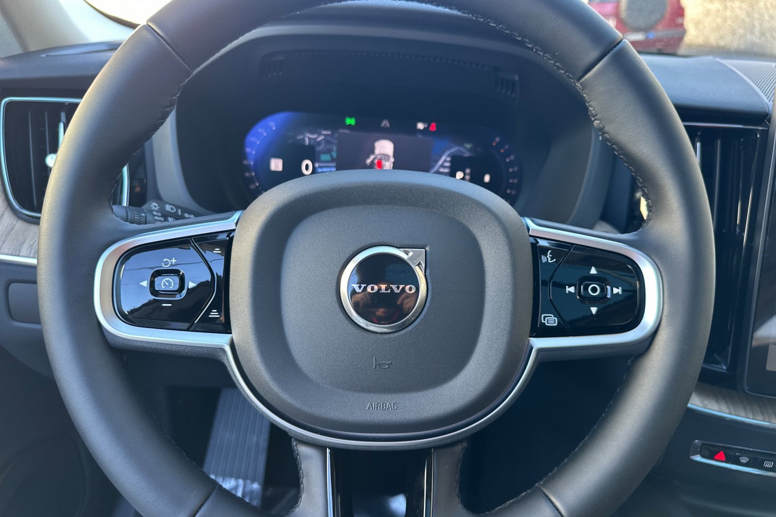 New 2026 Volvo XC60 B5 Plus w/ Climate Package image 26