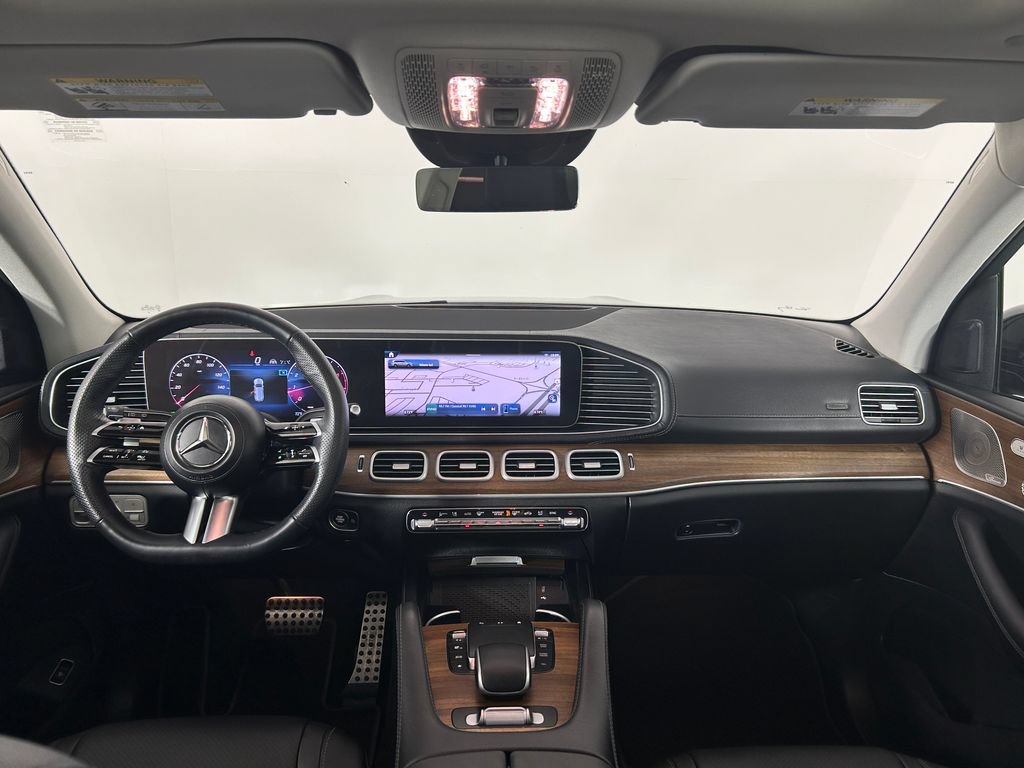 Used 2024 Mercedes-Benz GLS 450 4MATIC image 13