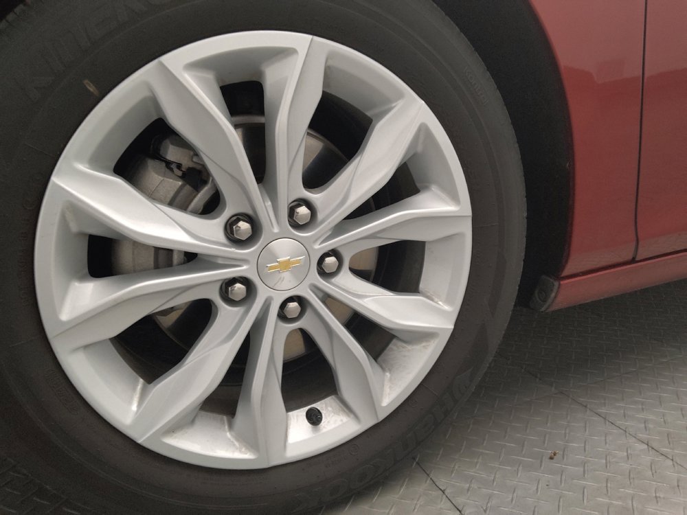Used 2024 Chevrolet Malibu LT image 31