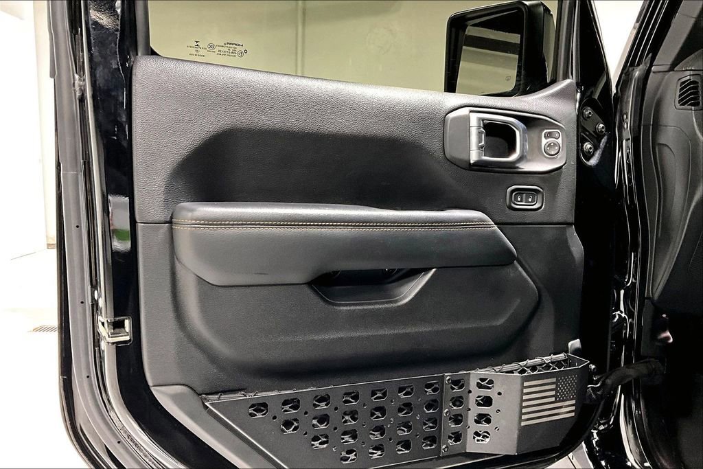 Used 2020 Jeep Wrangler Unlimited Sahara image 21