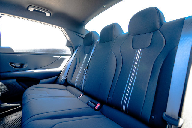 New 2026 Hyundai Elantra Sport FWD image 32