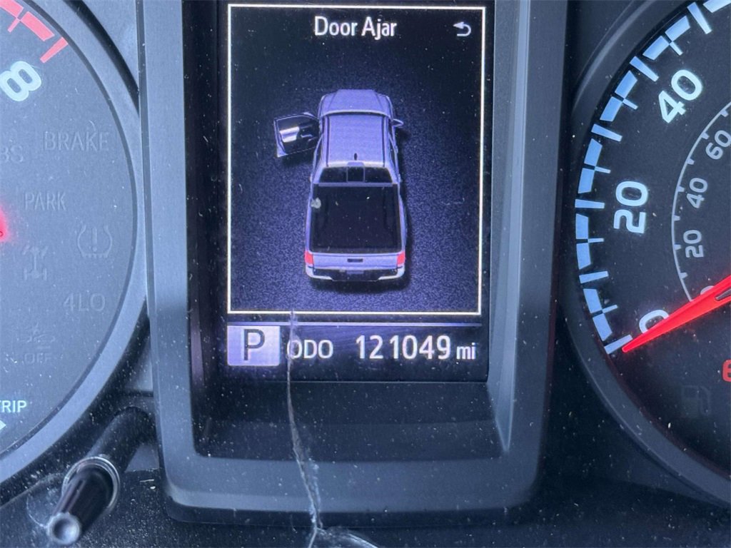 Used 2018 Toyota Tacoma SR w/ SR Convenience Package image 13