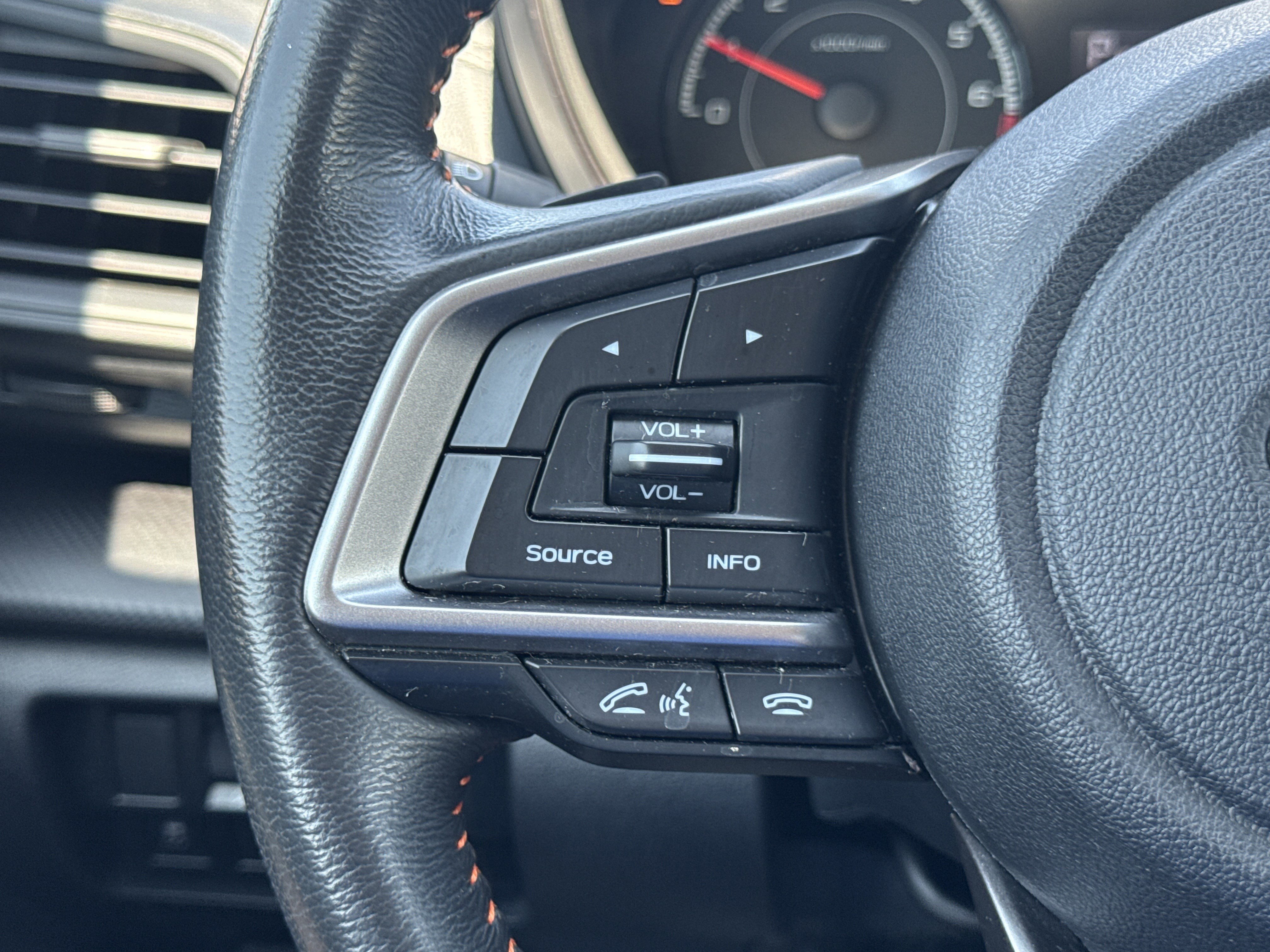 Used 2019 Subaru Crosstrek 2.0i Premium AWD/4WD image 14