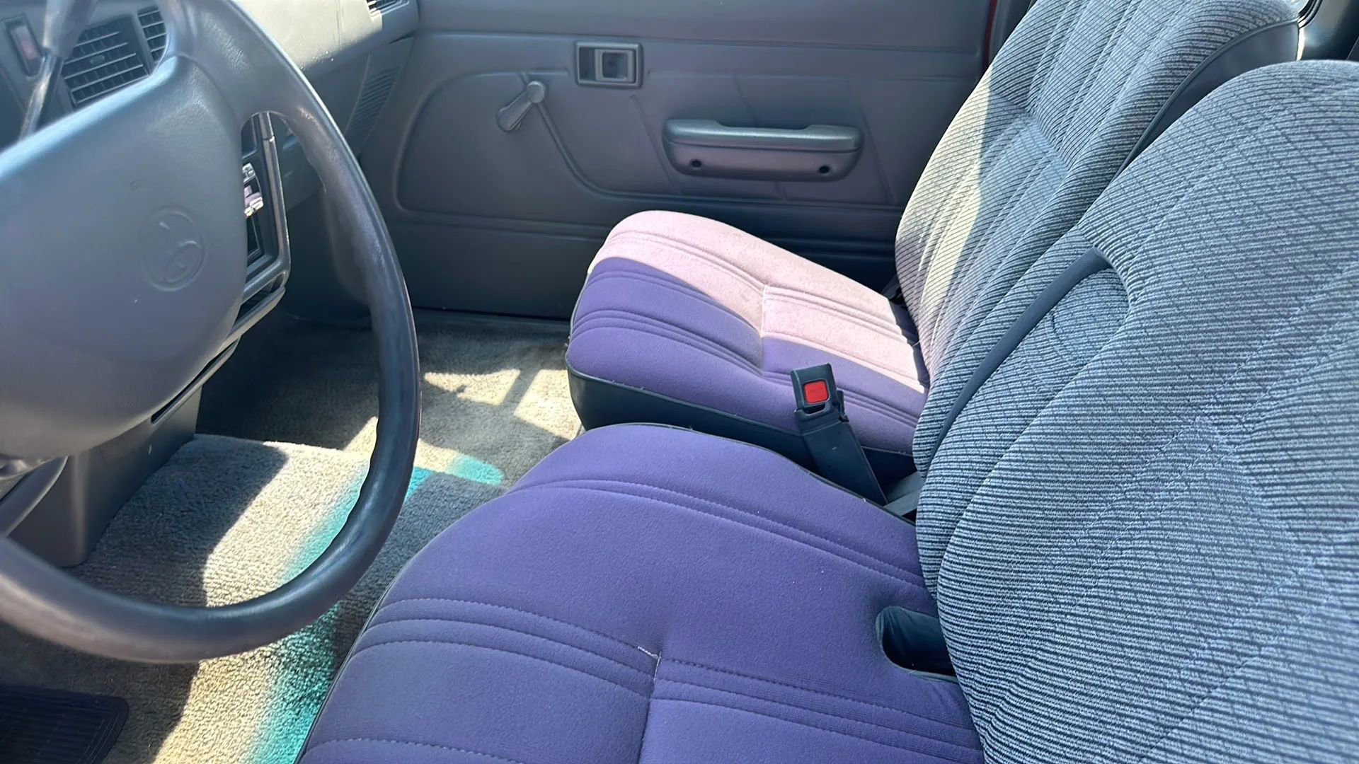 Used 1994 Toyota Pickup DX image 24