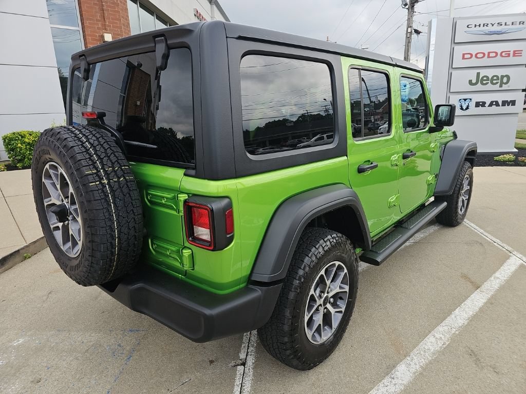 Used 2026 Jeep Wrangler Unlimited Sport AWD/4WD image 12