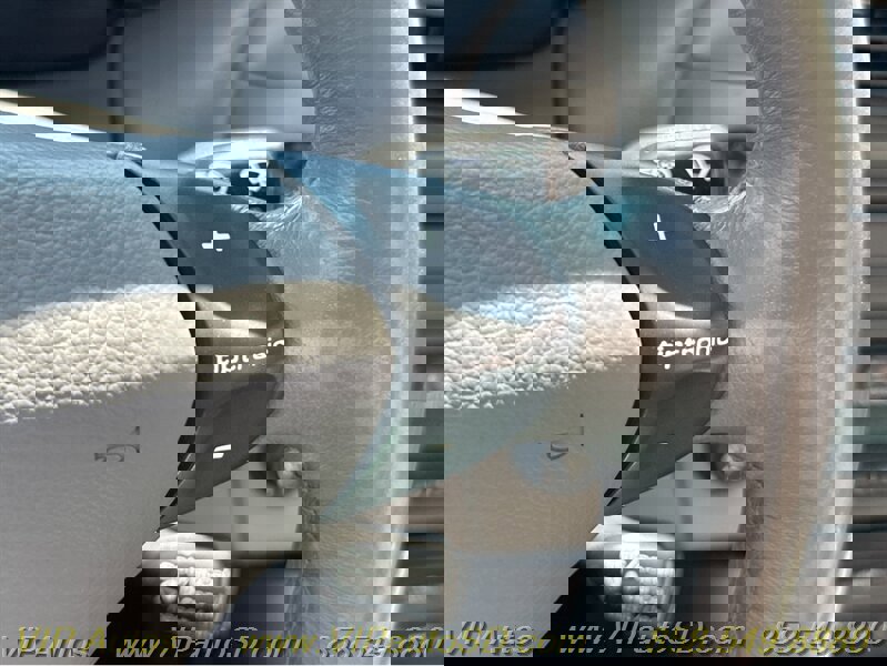 Used 2001 Porsche 911 Carrera 4 image 22