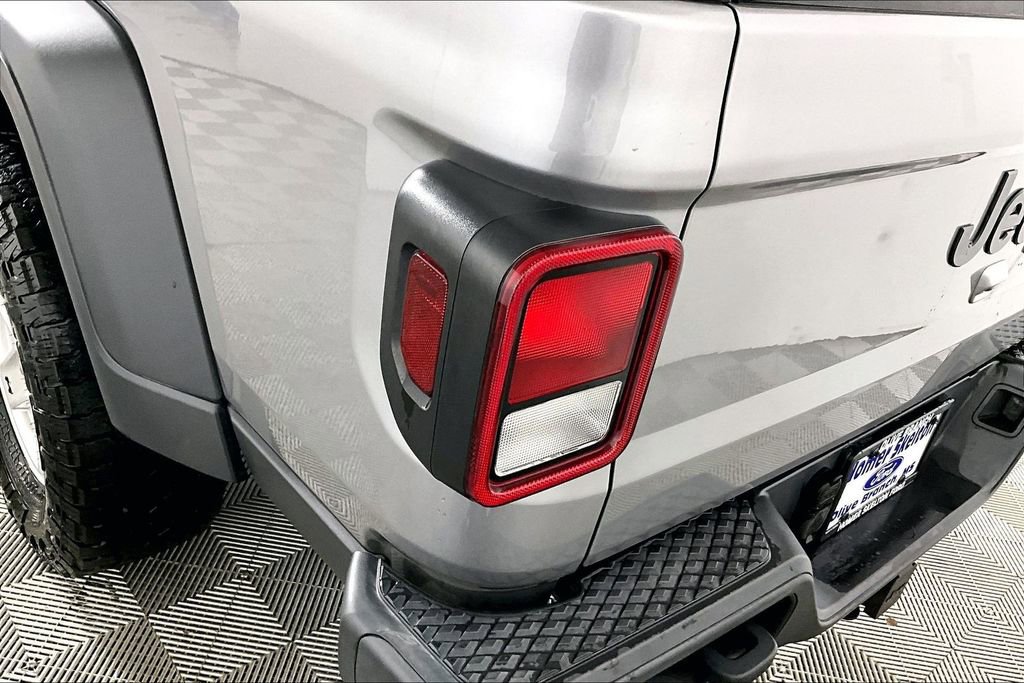 Used 2020 Jeep Gladiator Sport w/ Quick Order Package 24S image 28