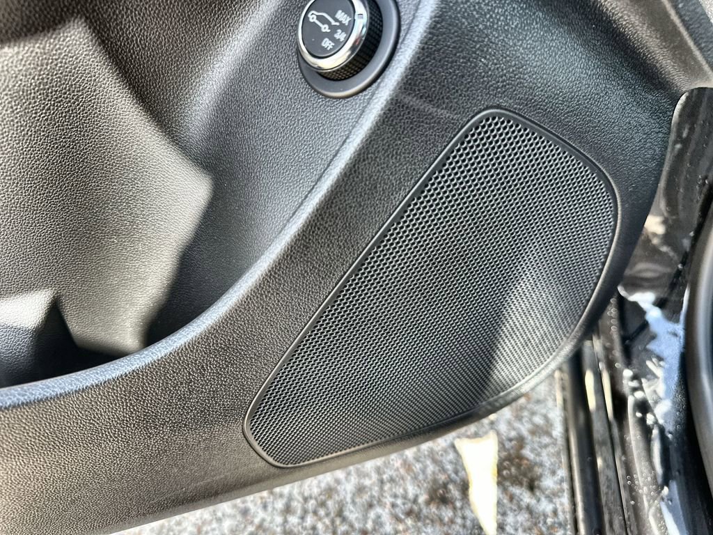 New 2026 Buick Envista Sport Touring w/ Convenience I Package FWD image 23