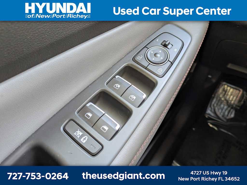 Used 2020 Hyundai Santa Fe Limited image 36