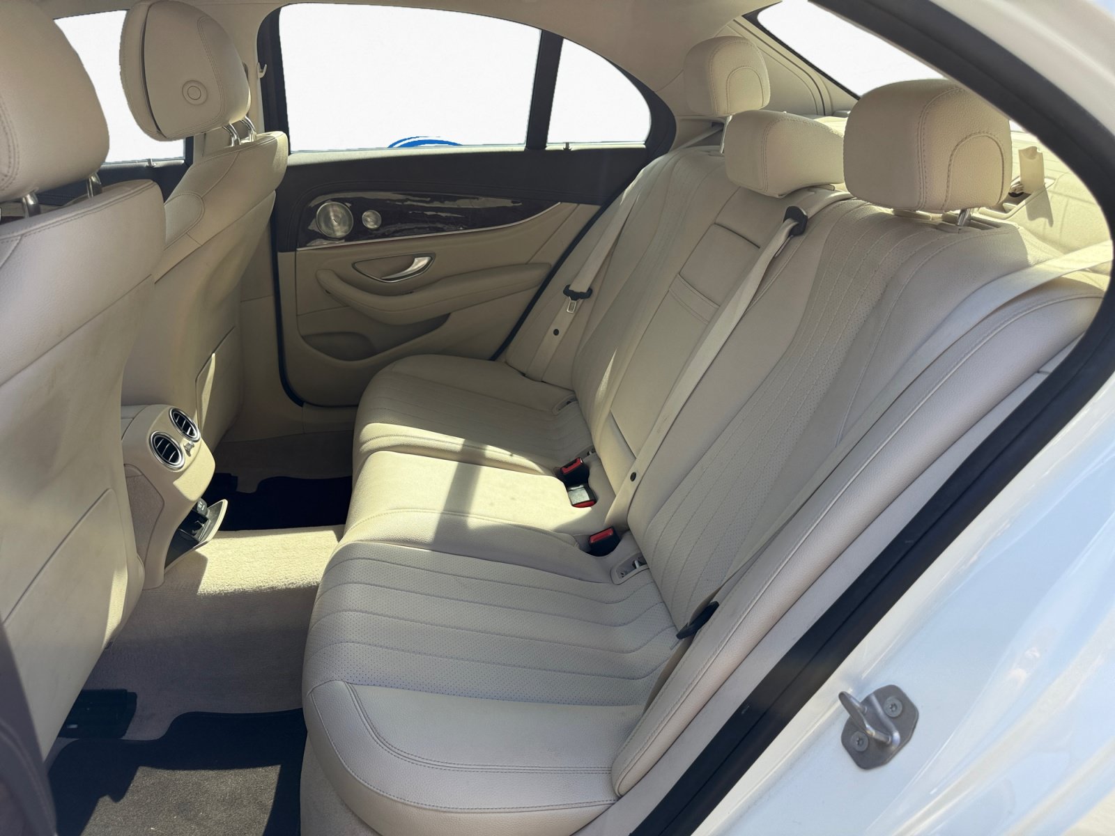 Used 2017 Mercedes-Benz E 300 image 10