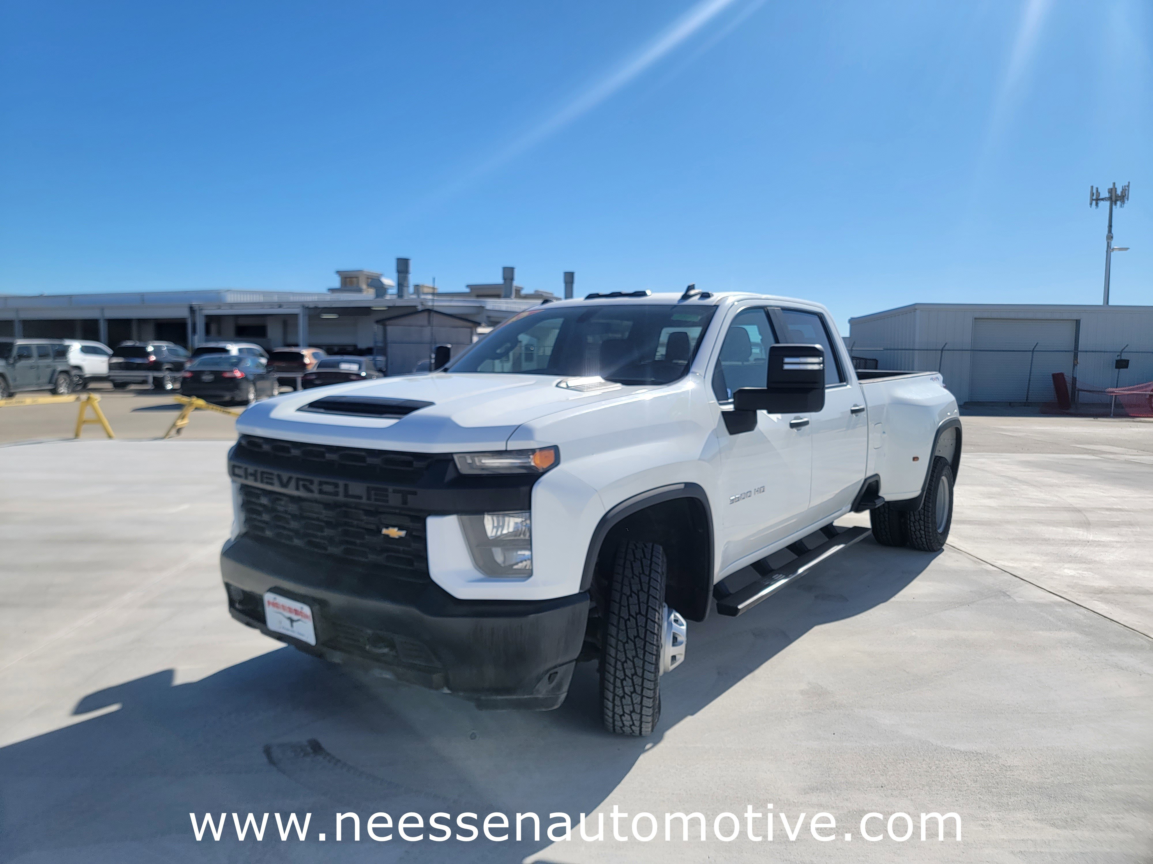 Used 2023 Chevrolet Silverado 3500 W/T w/ Gooseneck/5TH Wheel Package image 3