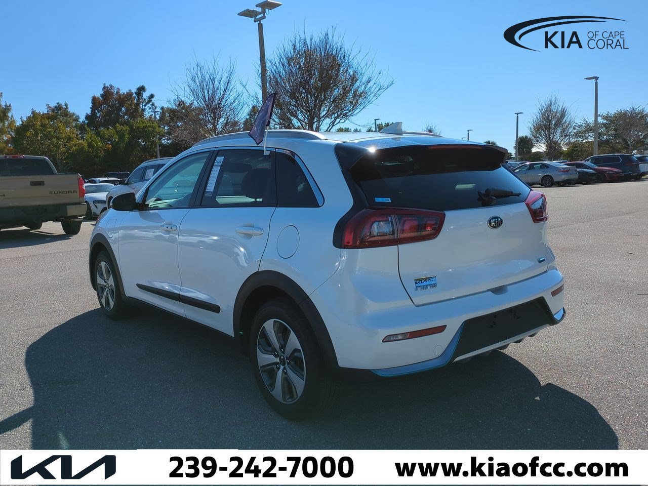 Used 2019 Kia Niro EX image 7