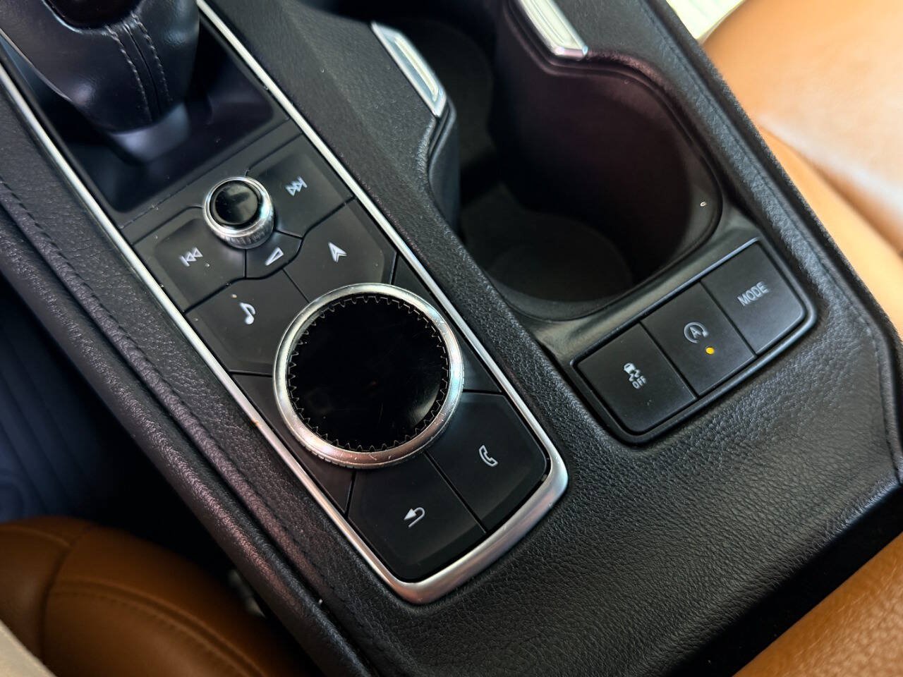 Used 2019 Cadillac XT4 Premium Luxury FWD image 44
