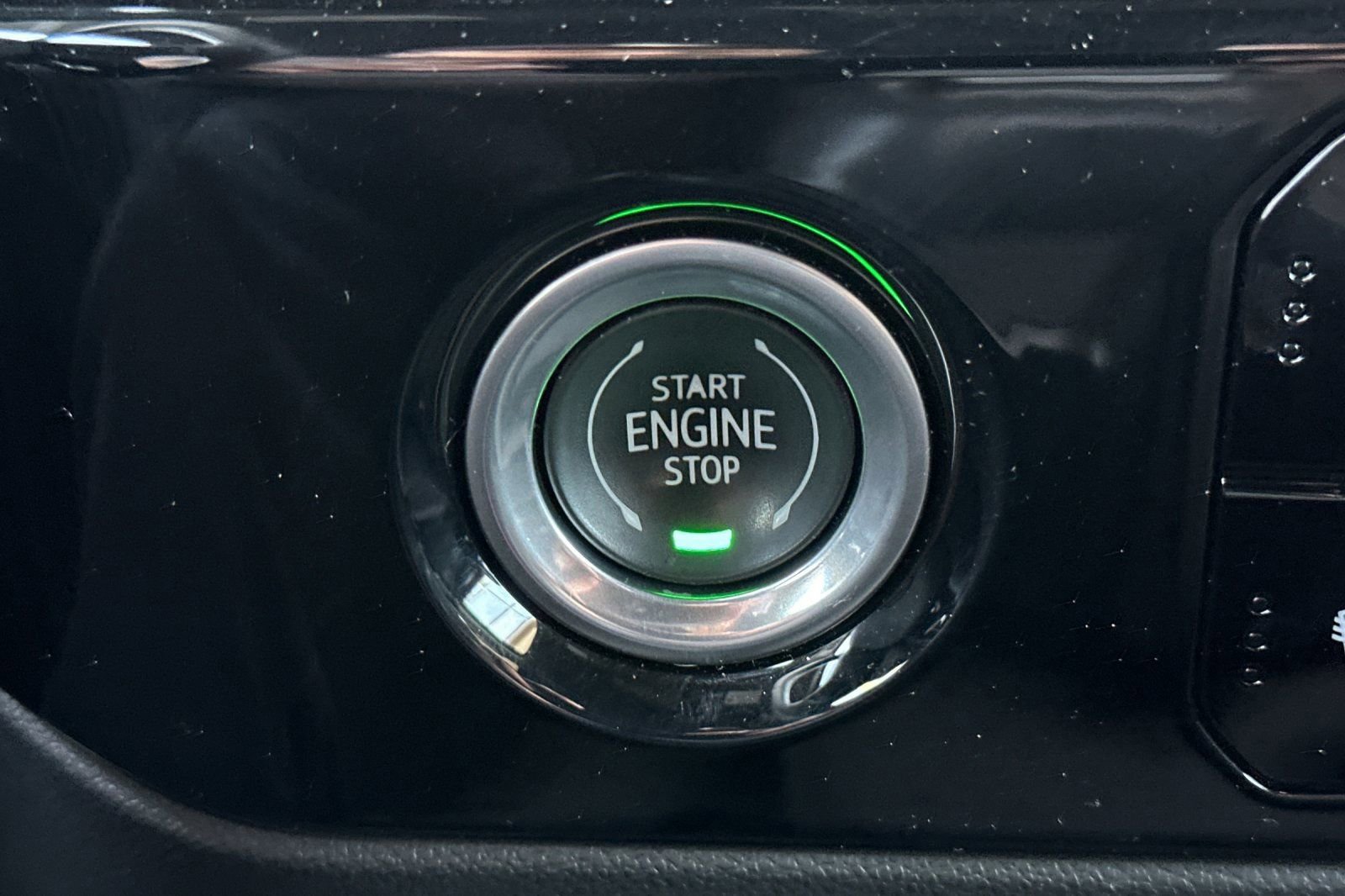 Certified 2023 GMC Sierra 1500 Elevation image 21