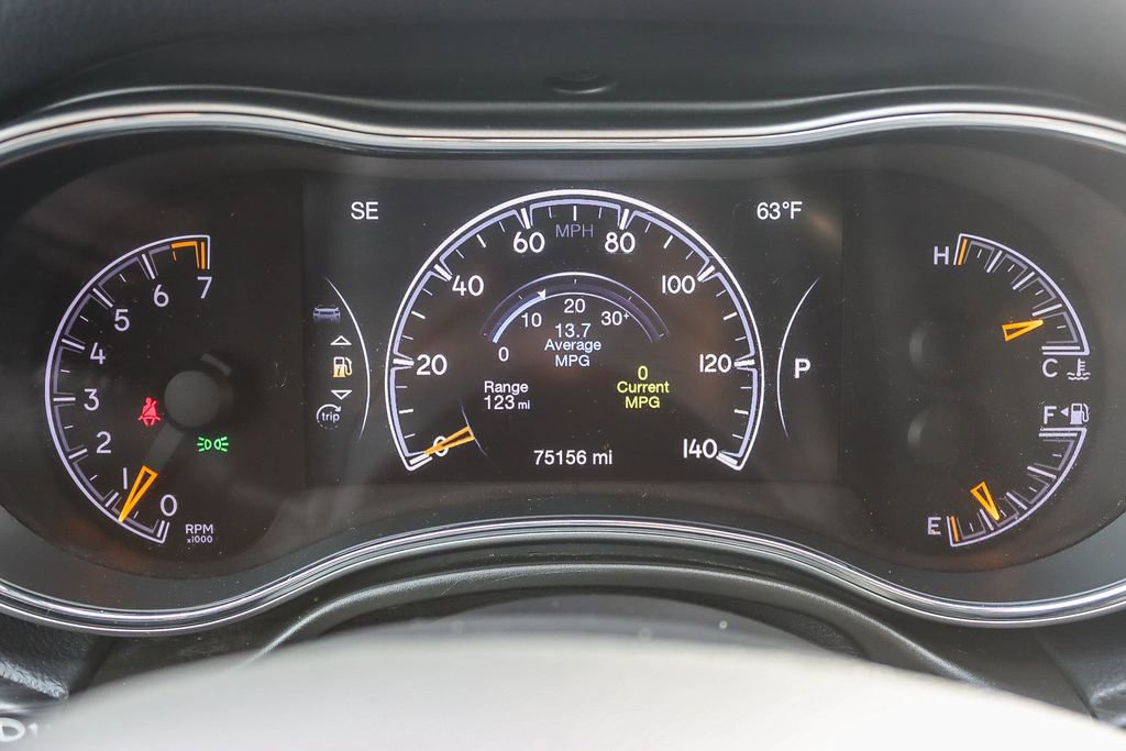 Used 2022 Jeep Grand Cherokee Laredo X image 50