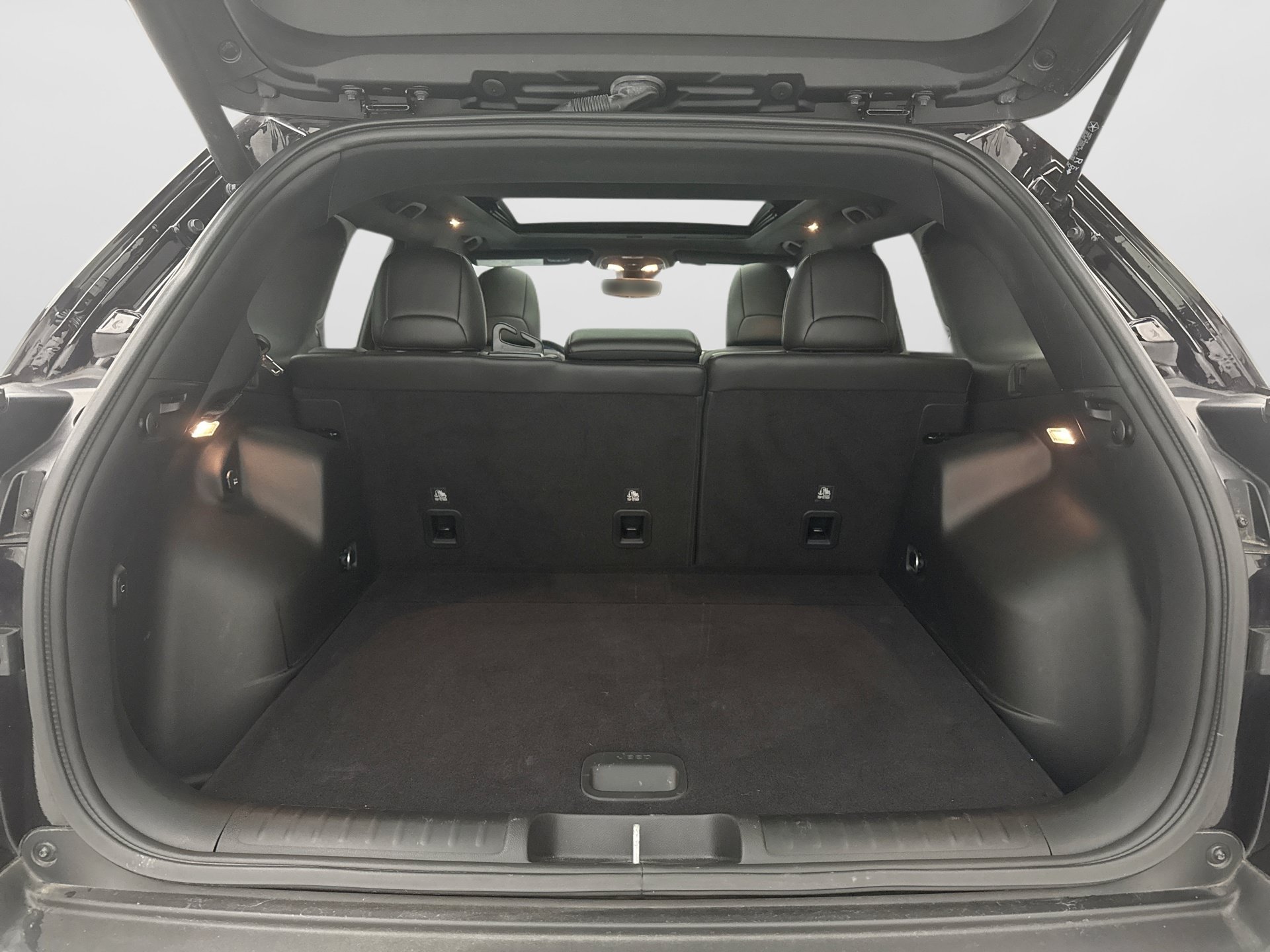 Used 2021 Jeep Cherokee Latitude Lux 80th Anniv w/ Quick Order Package 26U 80TH AWD/4WD image 20