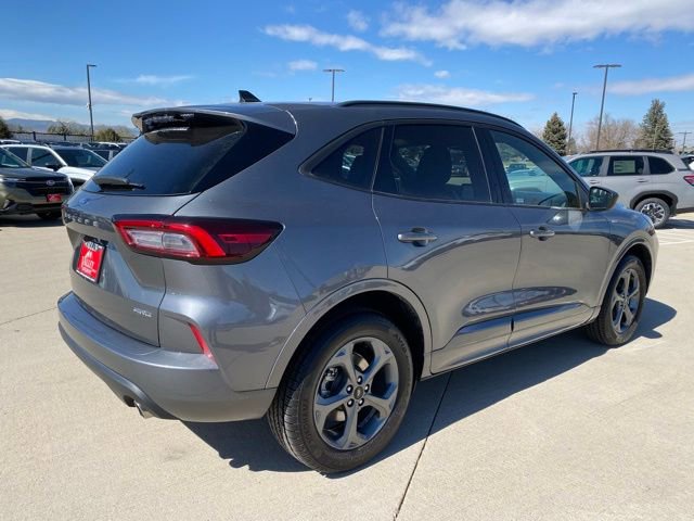 Used 2023 Ford Escape ST-Line image 5