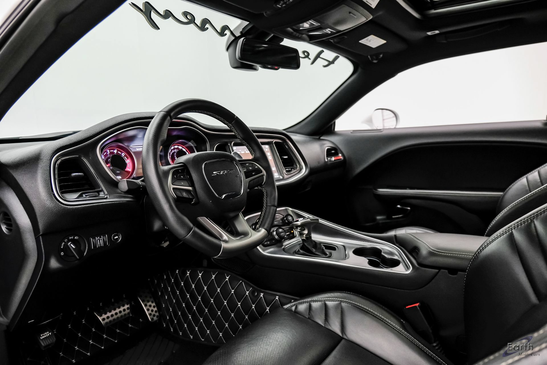 Used 2018 Dodge Challenger SRT Hellcat RWD image 47