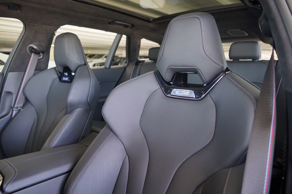 New 2026 BMW M5 Touring AWD/4WD image 13
