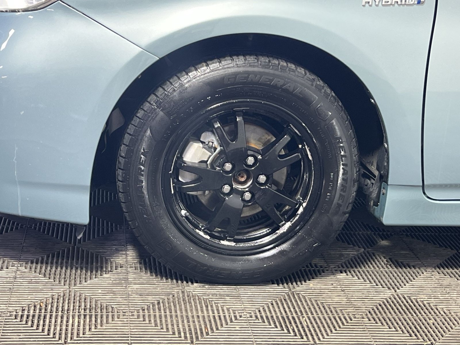 Used 2014 Toyota Prius Two FWD image 12