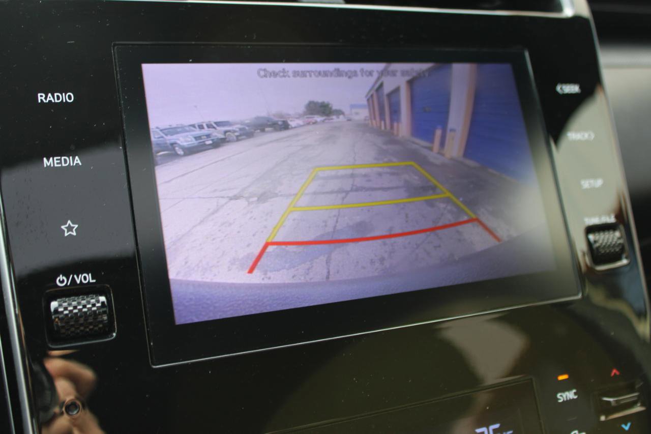 Used 2022 Hyundai Santa Cruz SEL Premium w/ Cargo Package image 28