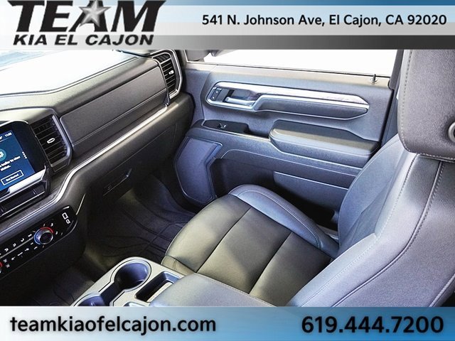 Used 2024 Chevrolet Silverado 2500 LTZ image 23