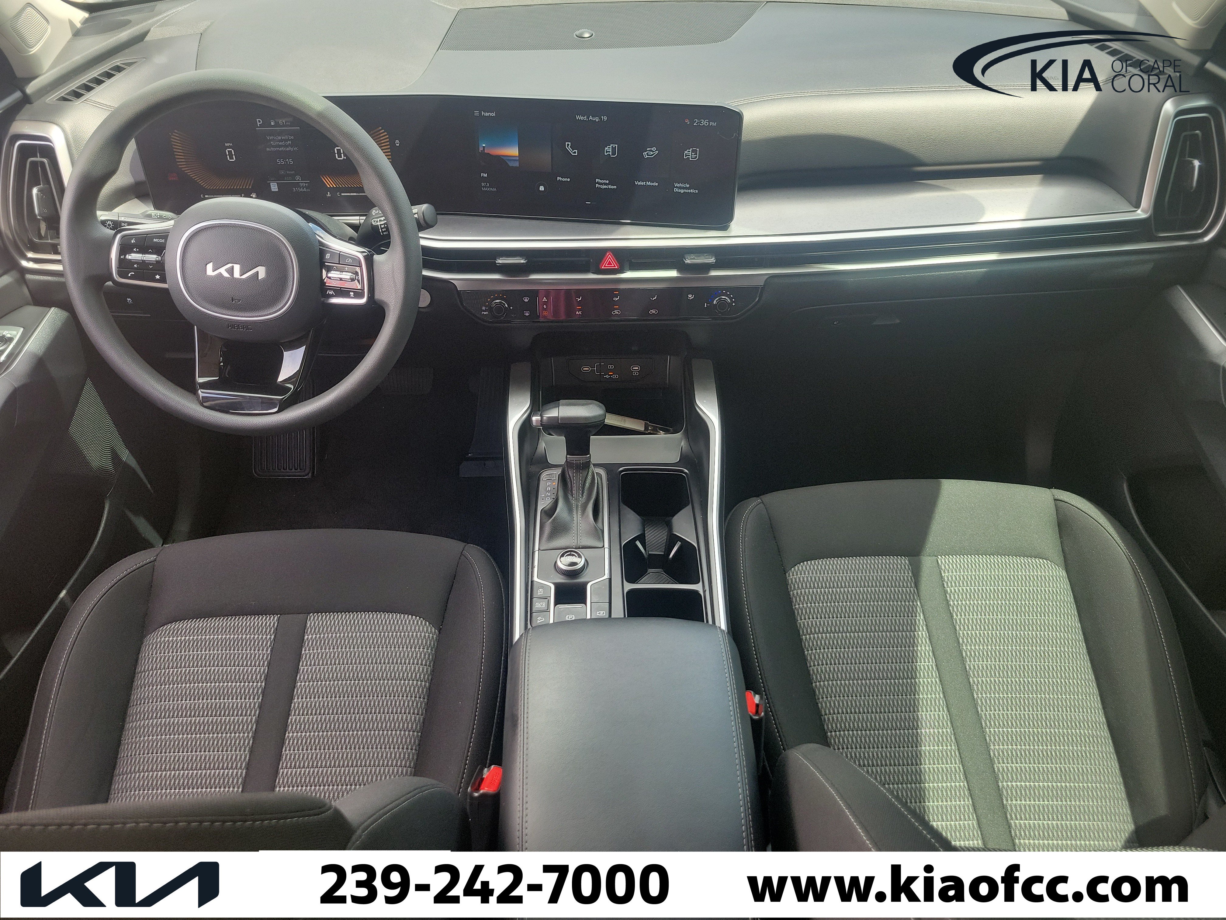 Certified 2025 Kia Sorento LX FWD image 16
