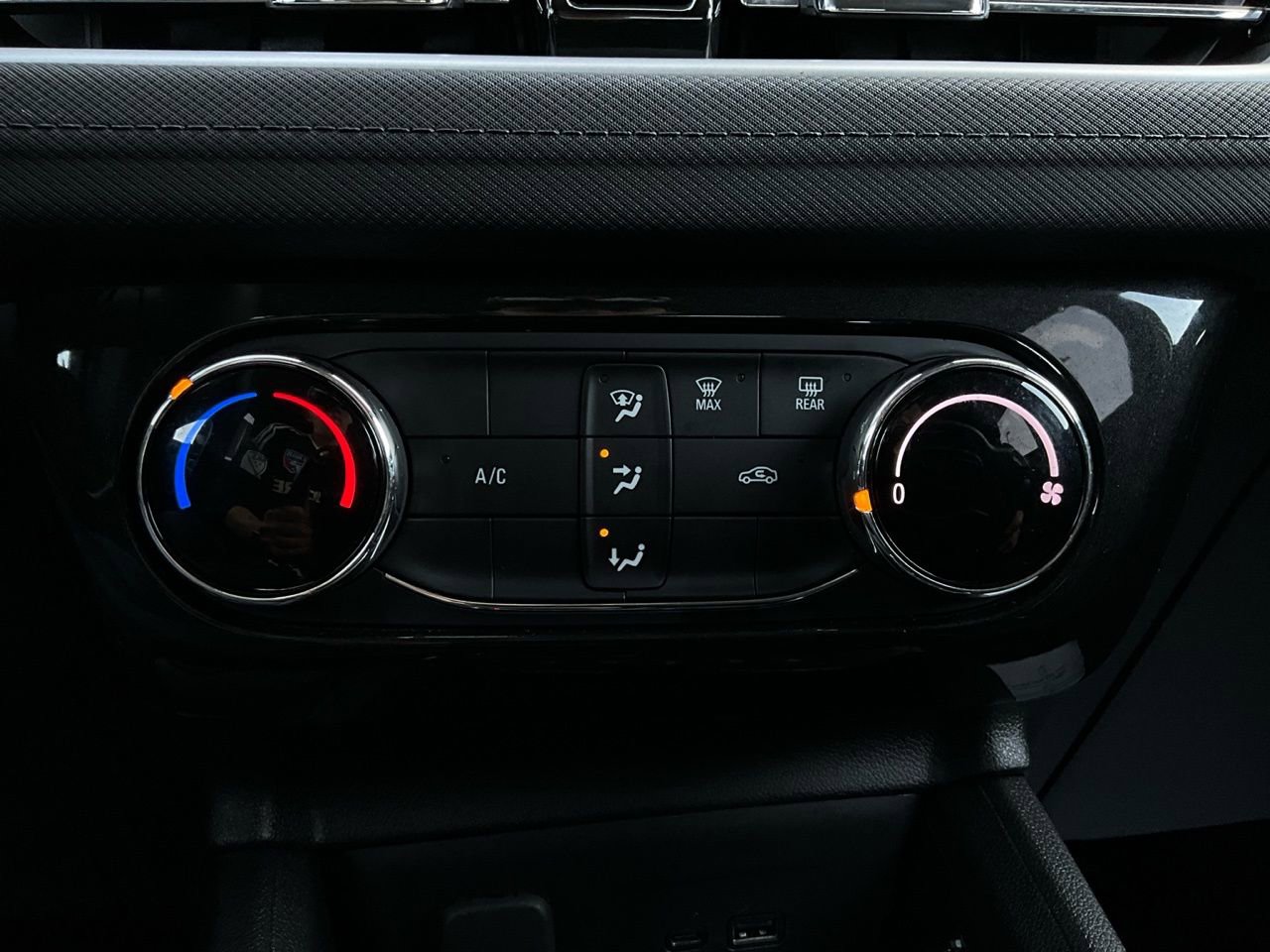 Used 2025 Chevrolet TrailBlazer LT image 25