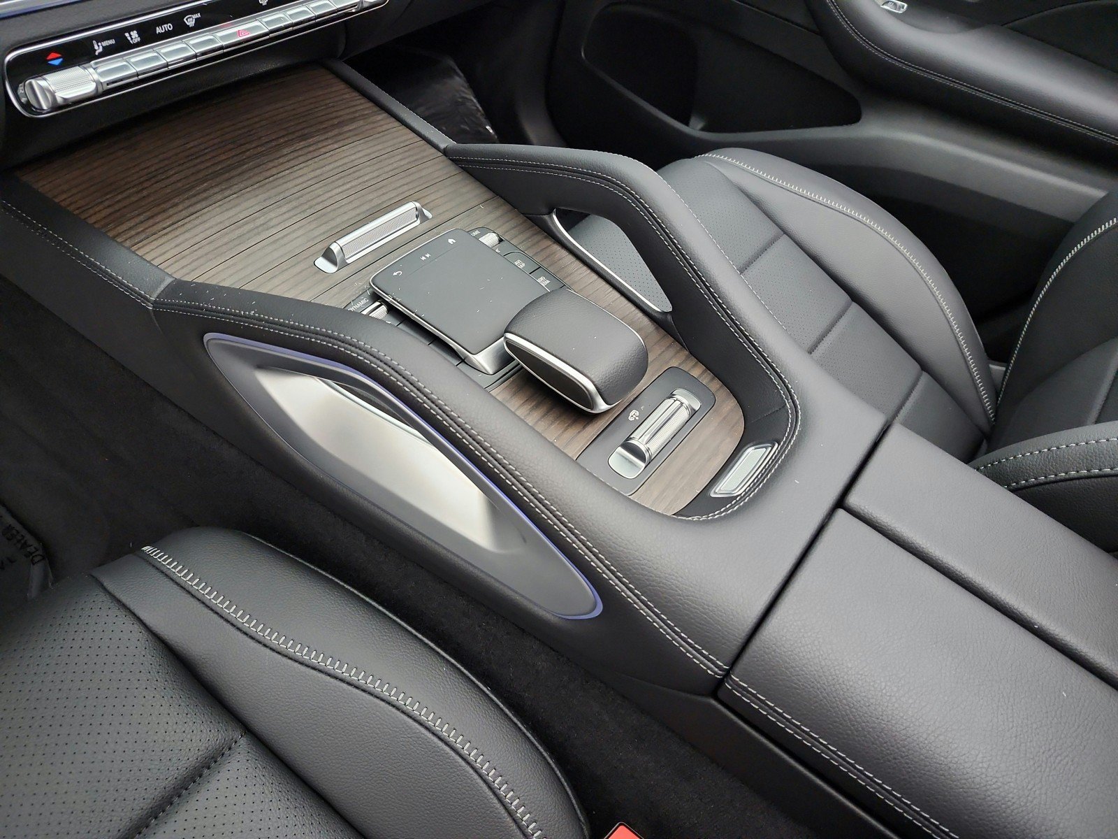 New 2027 Mercedes-Benz GLS 450 4MATIC image 10