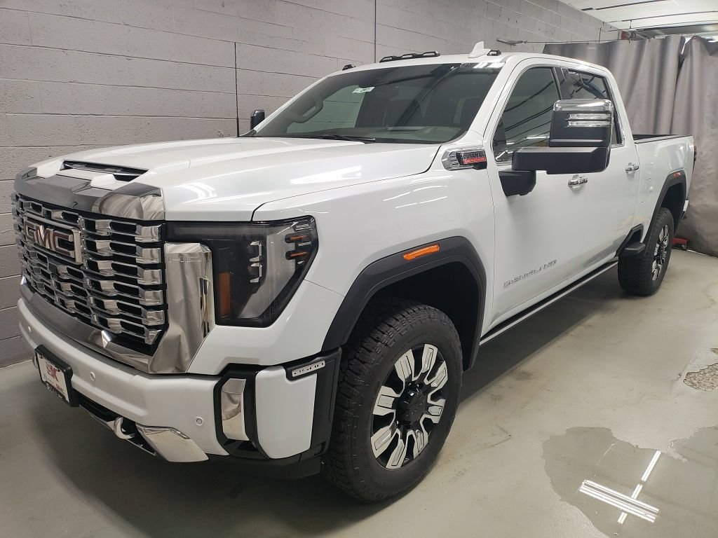 New 2026 GMC Sierra 2500 Denali w/ Denali Reserve Package AWD/4WD image 15