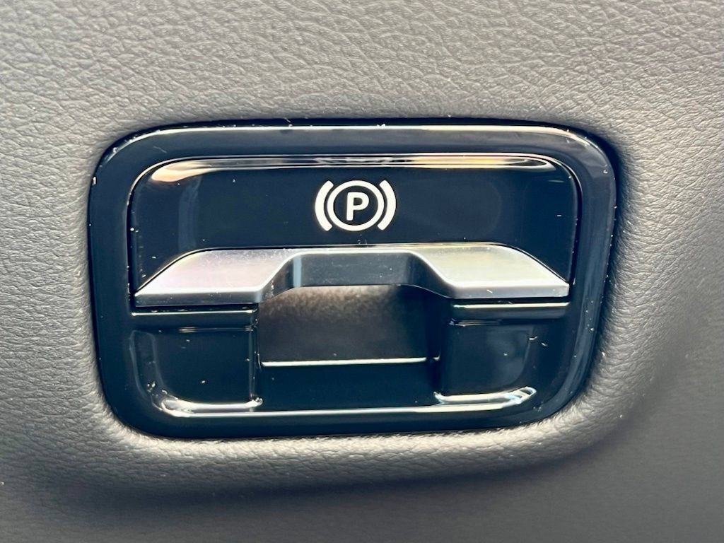 Certified 2026 Mercedes-Benz E 350 4MATIC Sedan image 36