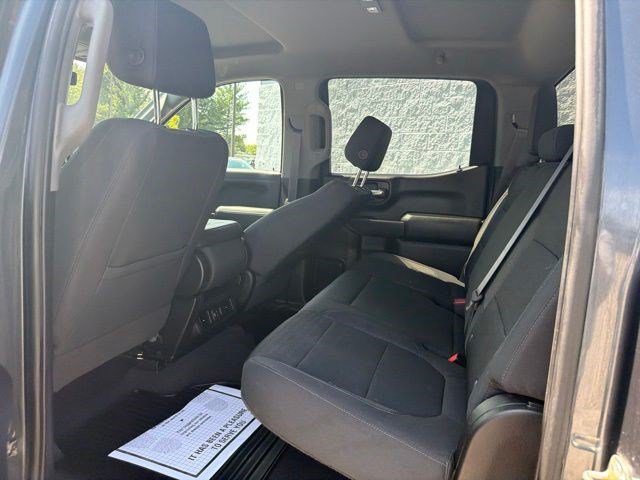 Used 2021 Chevrolet Silverado 1500 LT AWD/4WD image 14