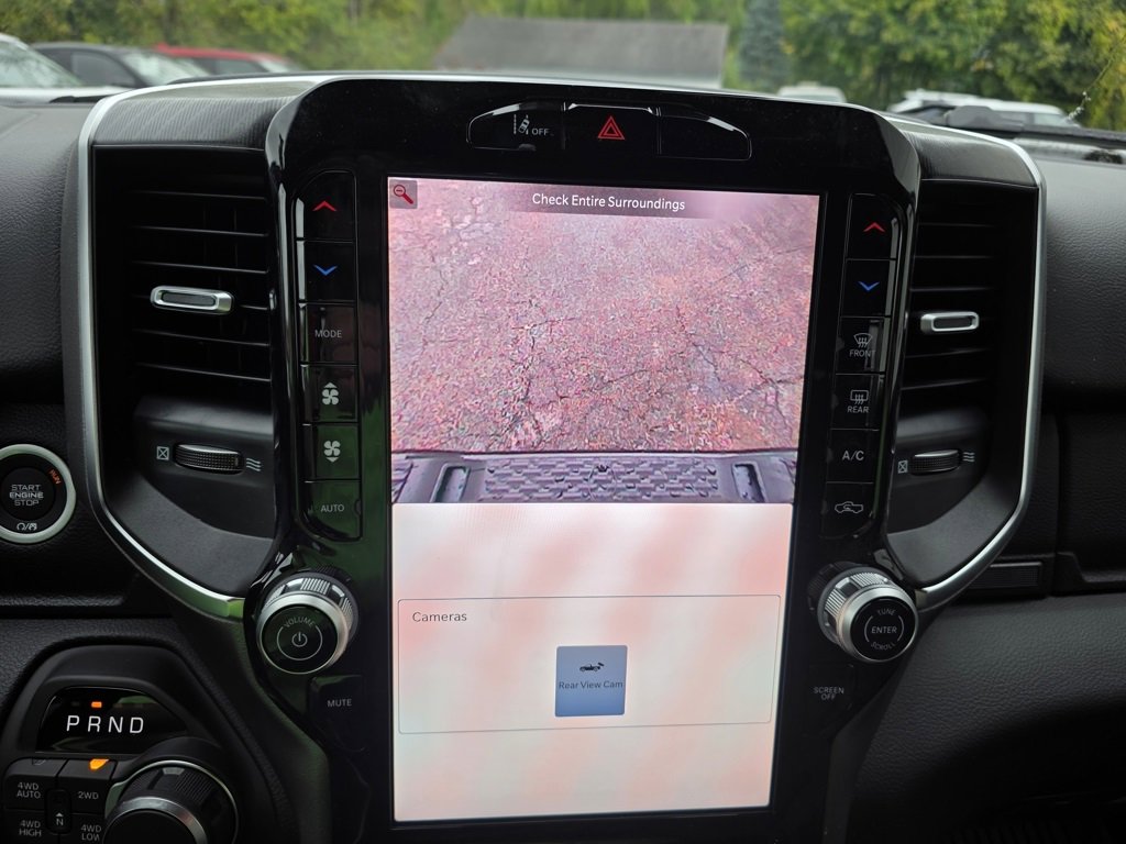 New 2026 RAM 1500 4x4 Crew Cab image 13