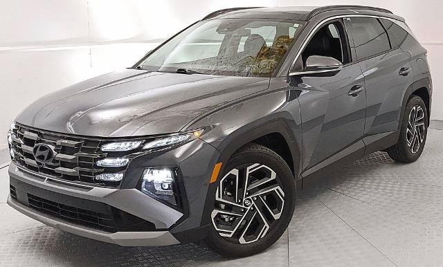 Used 2025 Hyundai Tucson Limited FWD image 6
