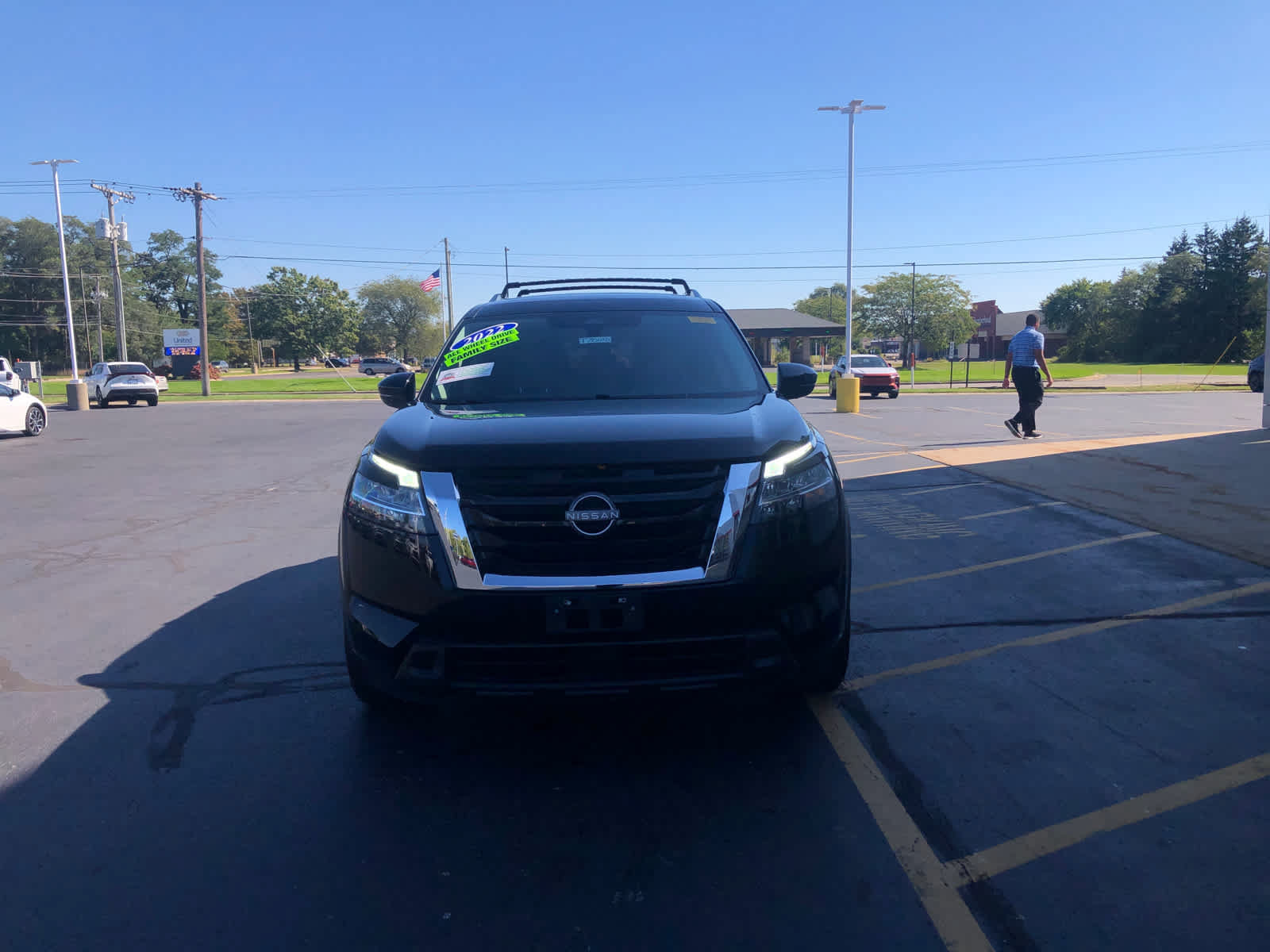 Used 2022 Nissan Pathfinder SV AWD/4WD image 6
