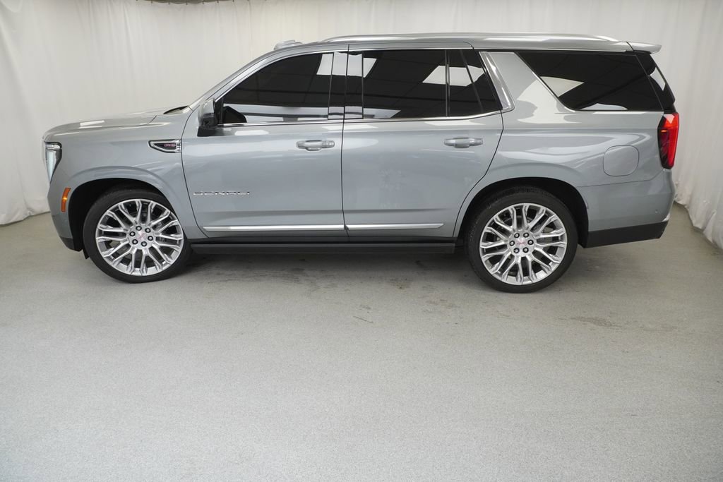 Used 2025 GMC Yukon Denali w/ Denali Reserve Package image 15