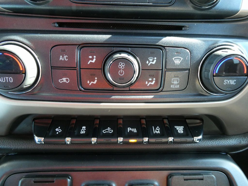 Used 2018 GMC Sierra 3500 Denali w/ Duramax Plus Package image 30