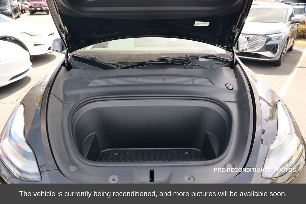 Used 2024 Tesla Model Y Performance image 40