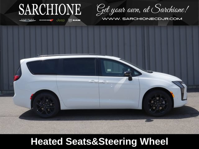 New 2027 Chrysler Pacifica Limited w/ S Appearance Package AWD/4WD image 1