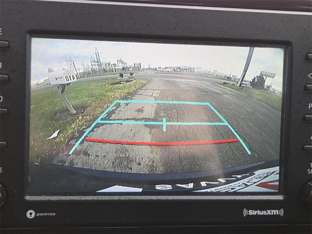 Used 2021 Toyota RAV4 LE image 6