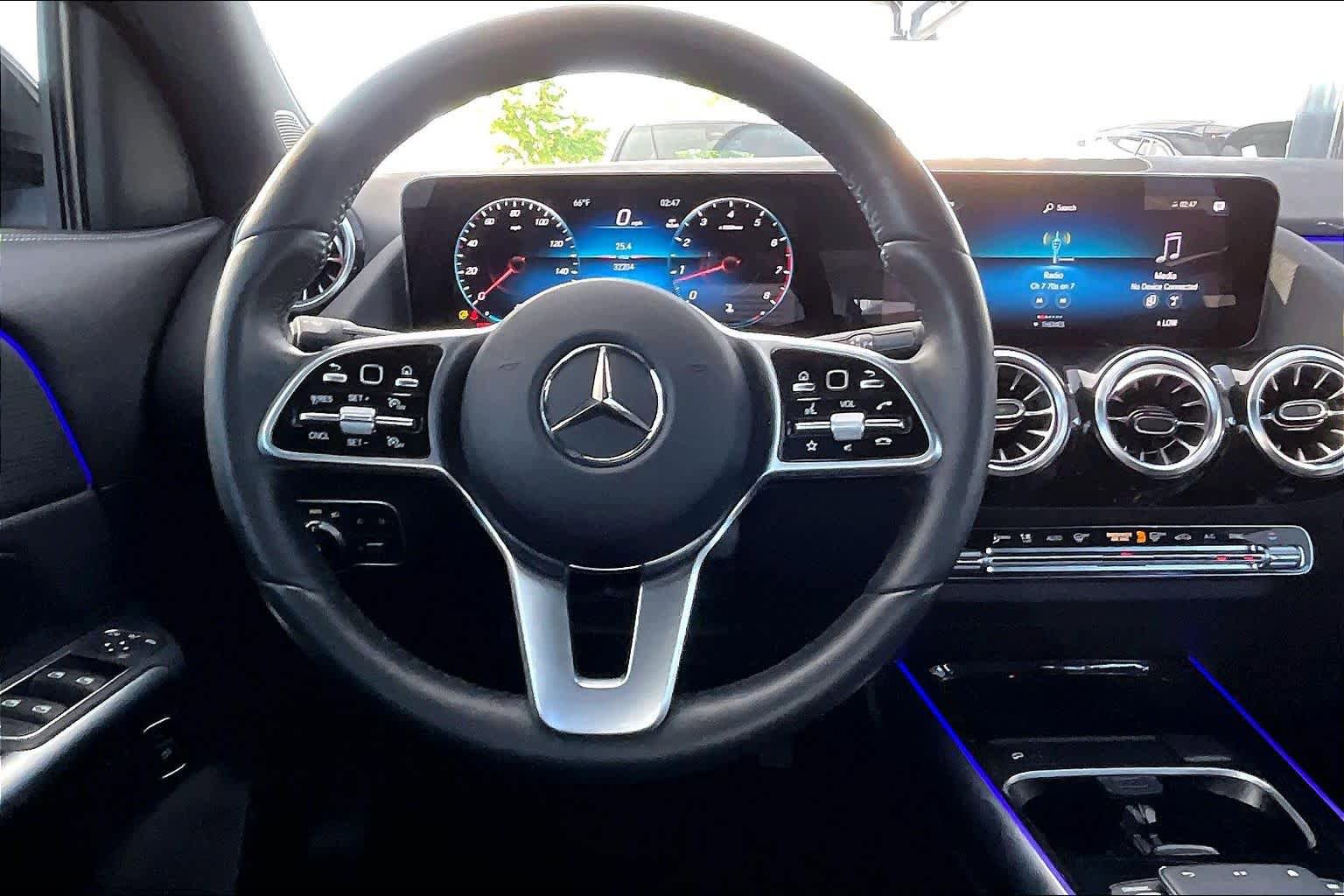 Certified 2023 Mercedes-Benz GLA 250 4MATIC w/ Premium Package image 6