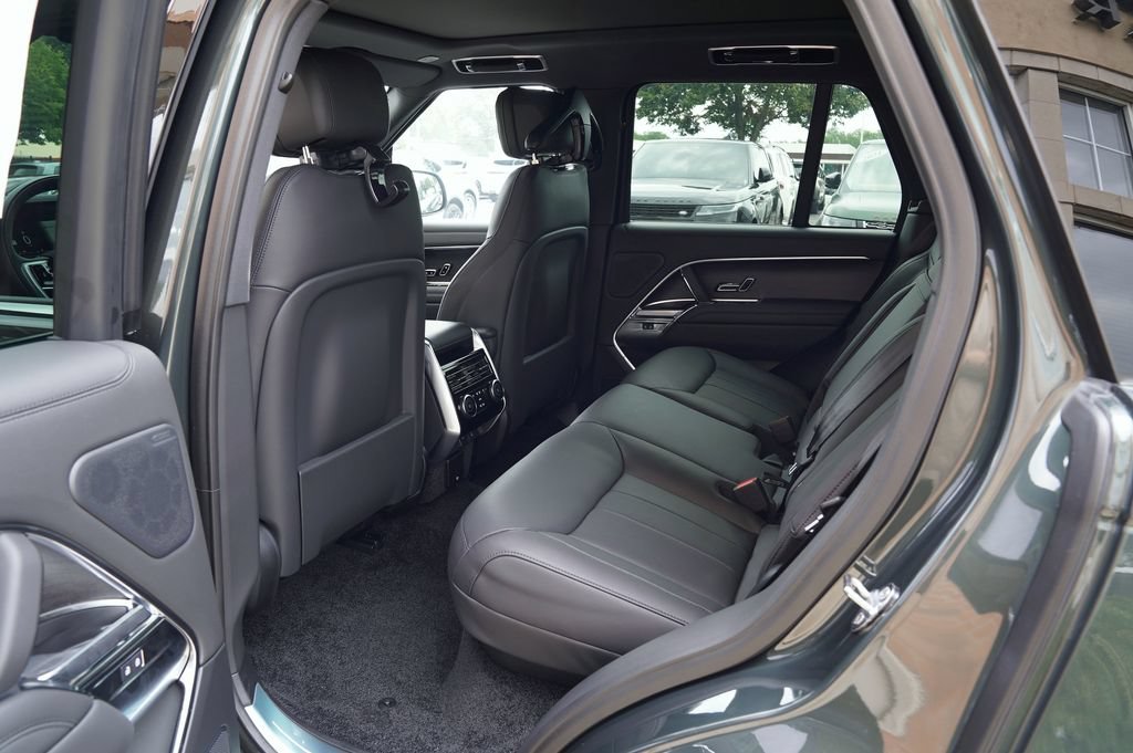 New 2026 Land Rover Range Rover SE AWD/4WD image 32