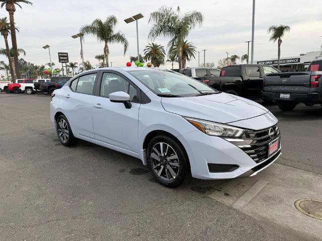 New 2025 Nissan Versa SV w/ Trunk Package