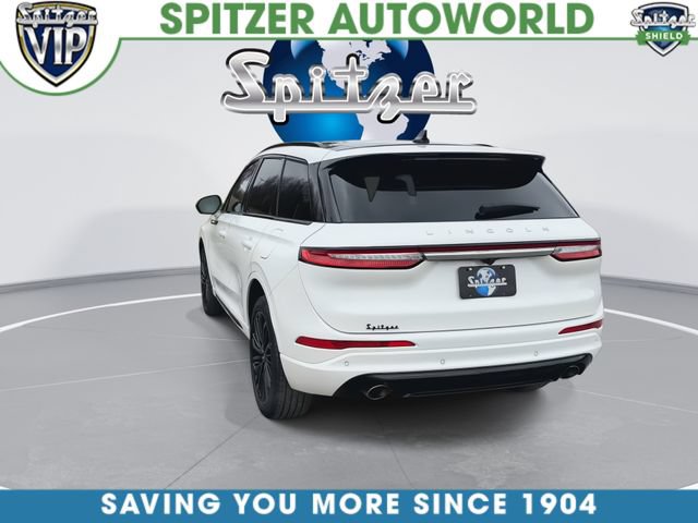 New 2025 Lincoln Corsair Reserve w/ Jet Appearance Package AWD/4WD image 8